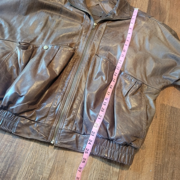 Vintage Chia Brown Leather Jacket - Picture 11 of 11